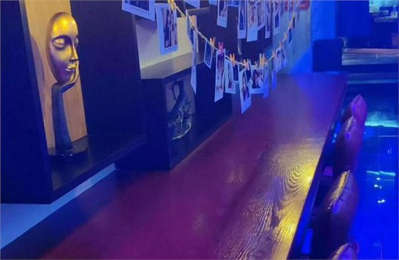 這座音樂餐吧，有一股誘惑靈魂的力量
