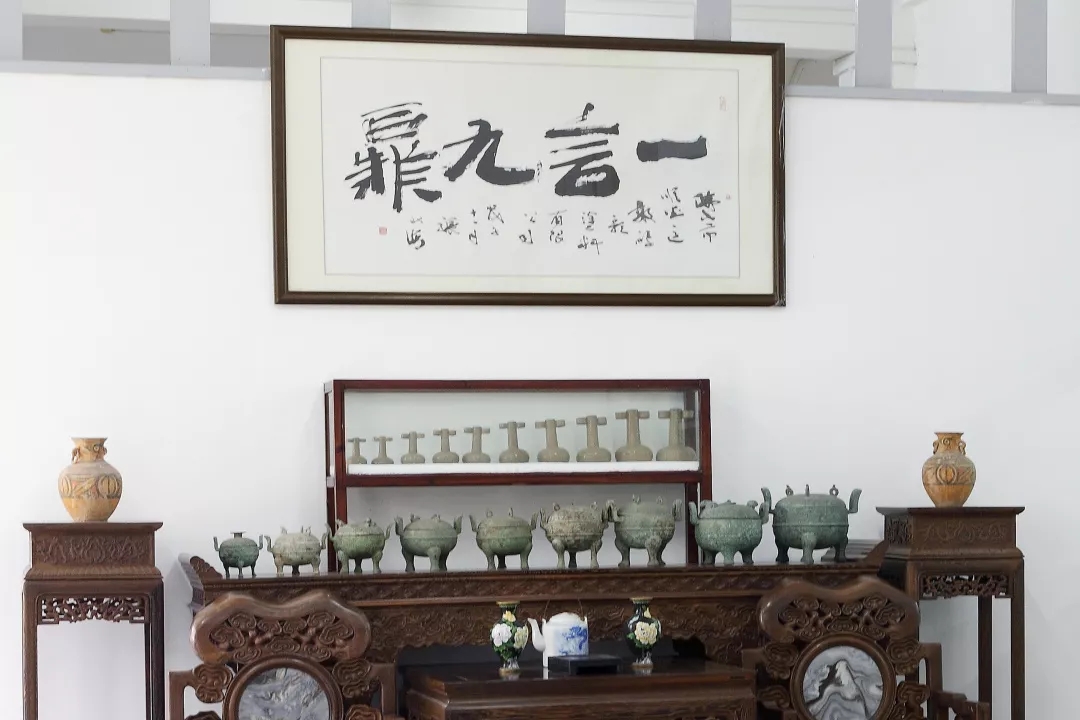 與“斜杠青年”數碼彩涂料并肩 創“盈”未來