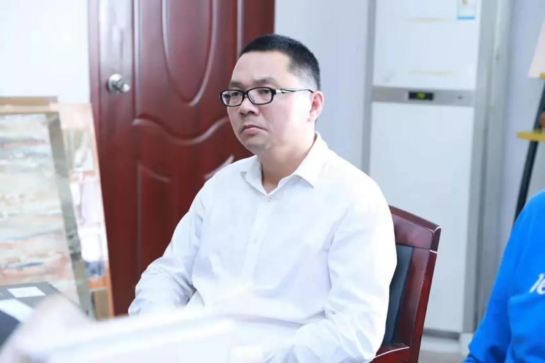 歡迎廣東涂協(xié)、經(jīng)銷商分會經(jīng)銷商代表蒞臨數(shù)碼彩指導(dǎo)
